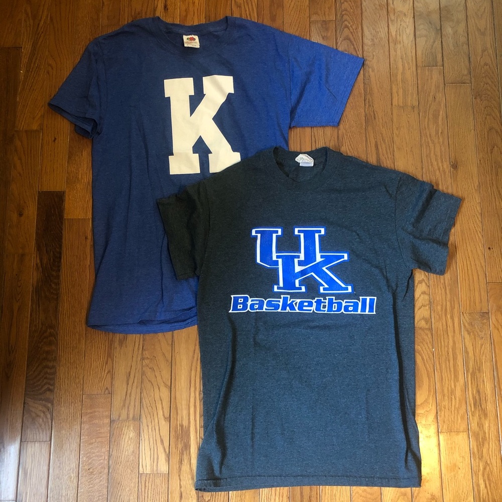 2 University of Kentucky tshirts